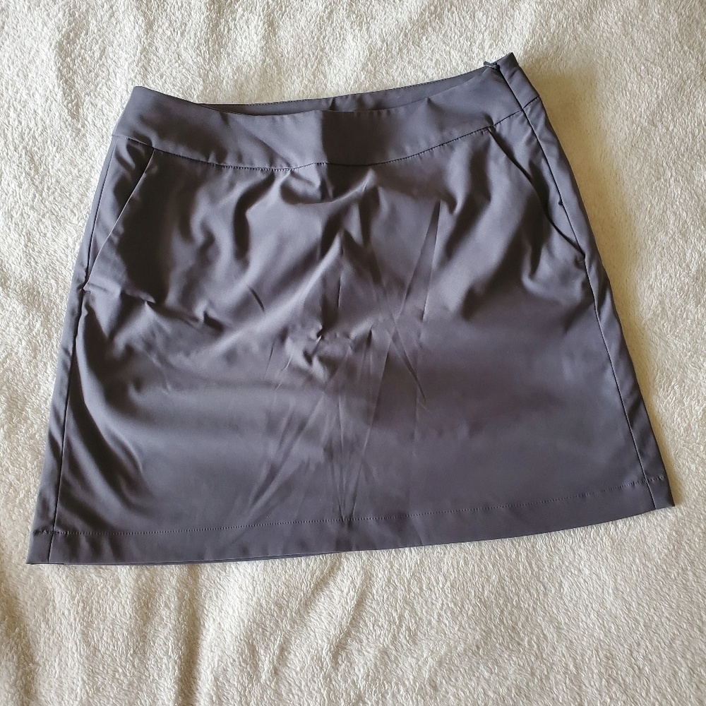 NWOT Nike DriFit Golf Skort